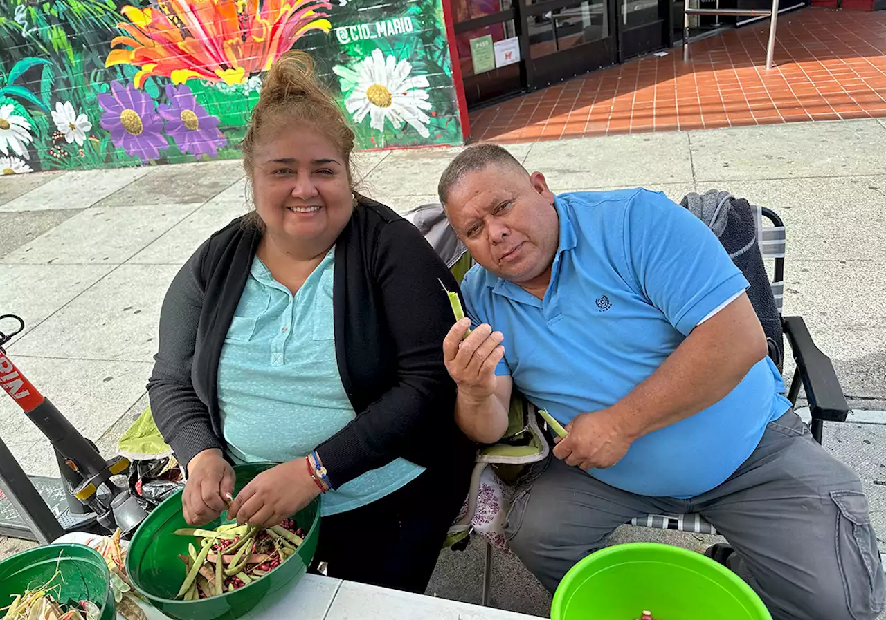 People We Meet: Aracely and Julio, shelling beans