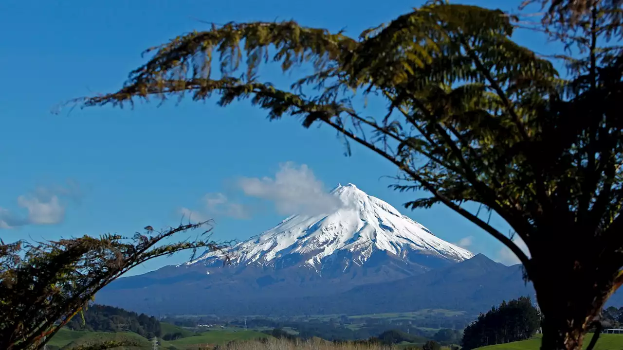 New Zealand: 'Exceptionally lucky' climber survives 600m Mount Taranaki fall with only minor injuries