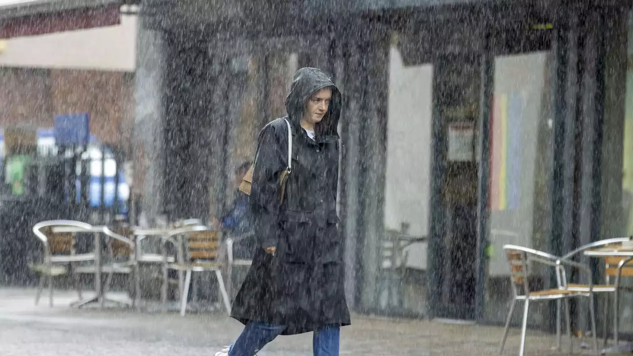 UK weather: Thunderstorms end record seven-day heatwave as temperatures set to plummet