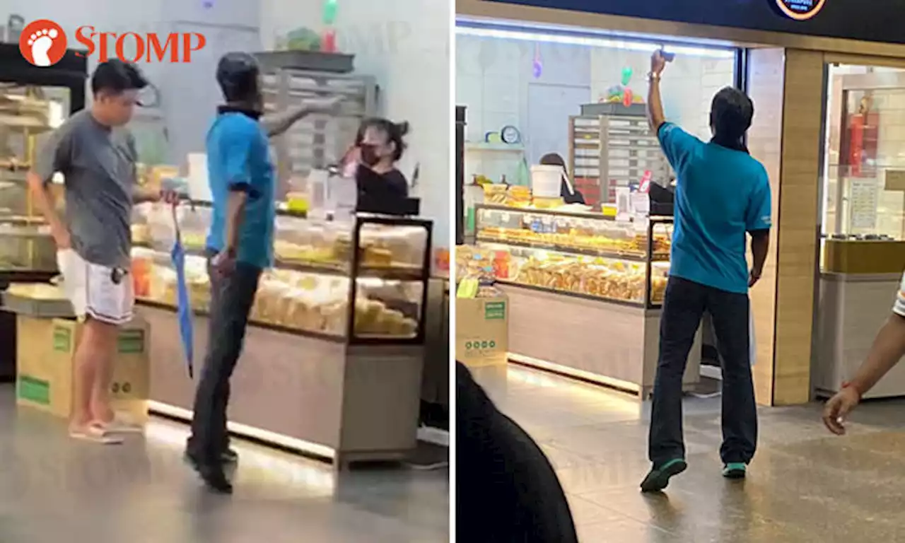 Man hurls vulgarities at Khatib bakery staff, slaps plastic bag away and throws his money around