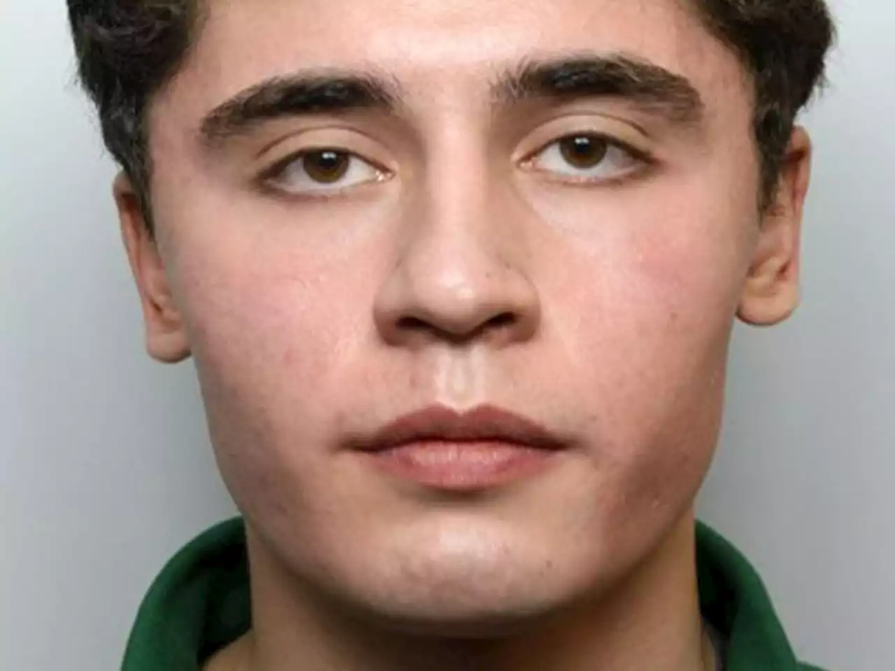 Escaped prisoner may have used bedsheets to strap himself to truck: UK prosecutor