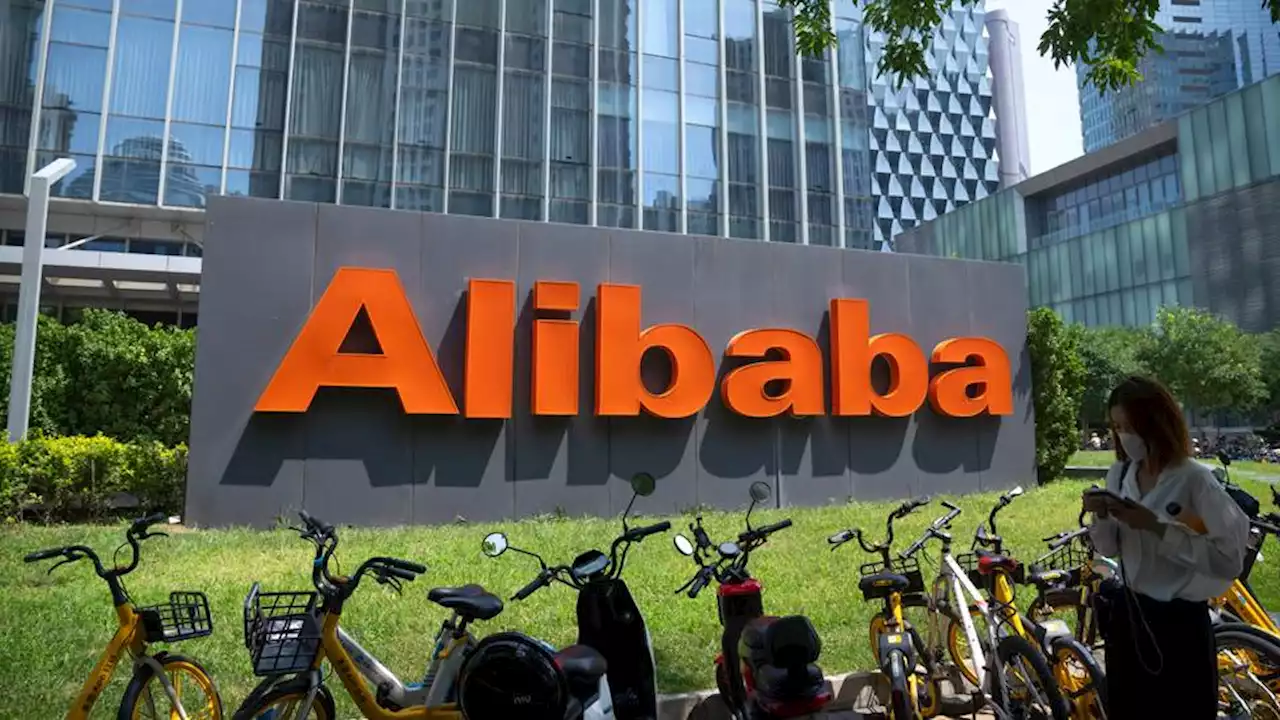 Chinese e-commerce giant Alibaba announces surprise departure of ex-CEO