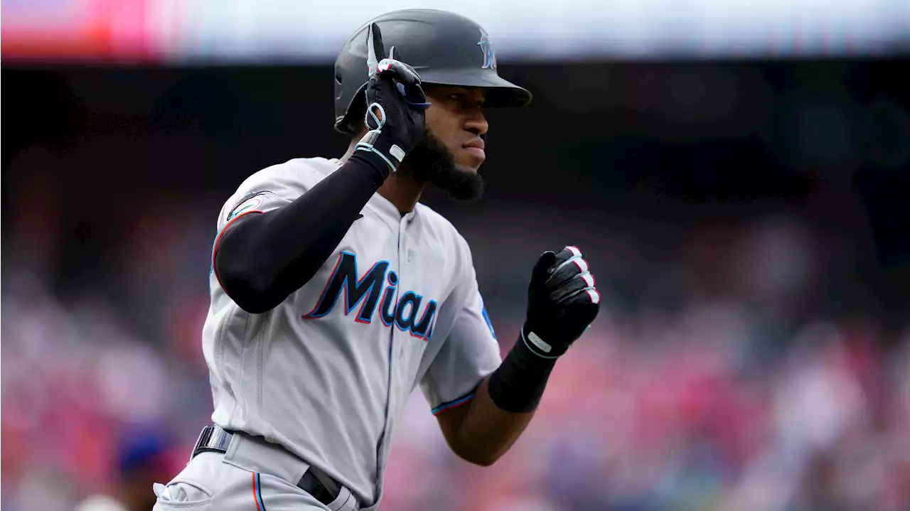 Miami Marlins rally past Philadelphia Phillies on Bryan De La Cruz's homer