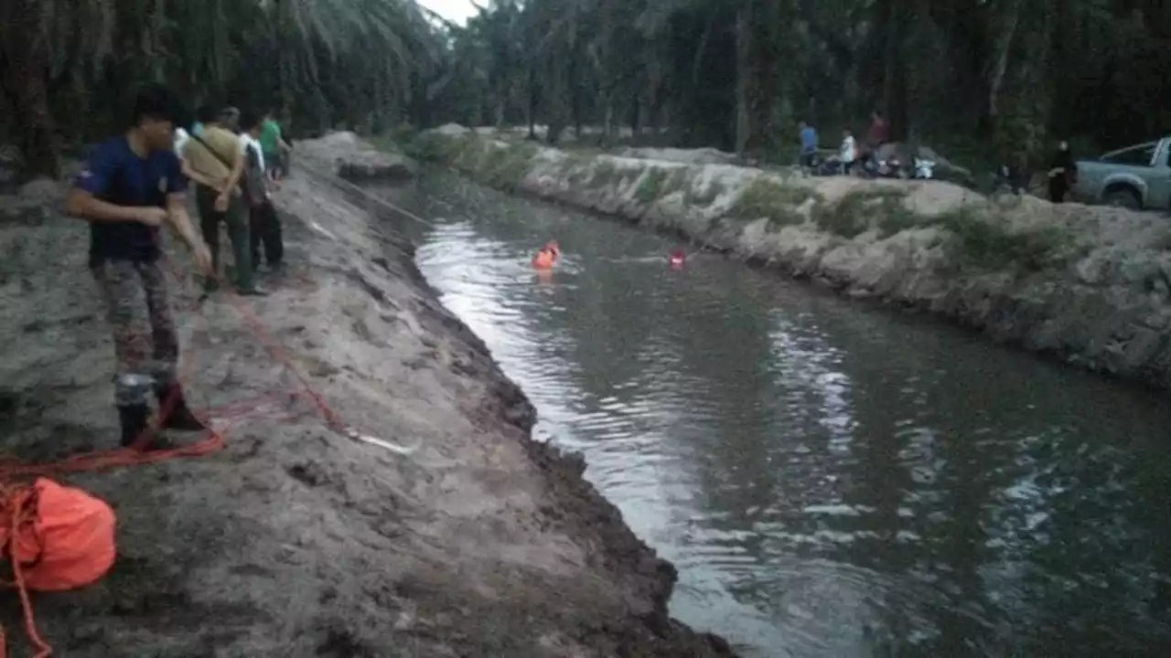 Remaja lelaki lemas dalam tali air