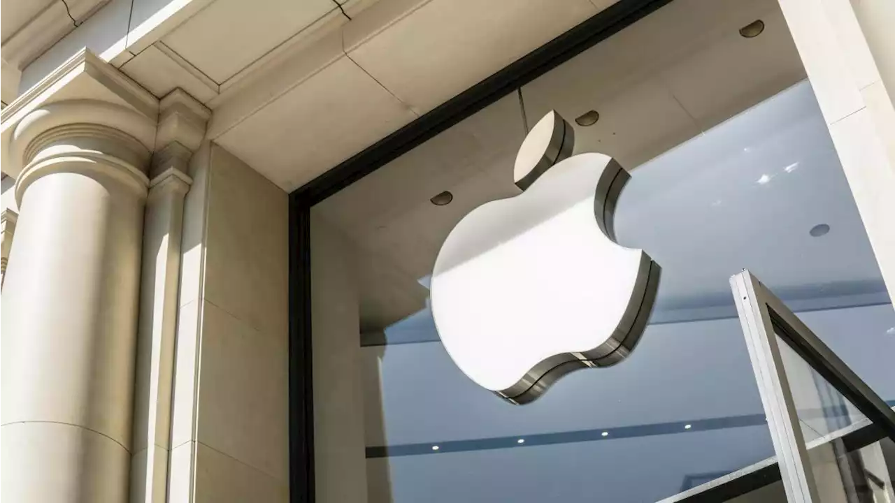 Apple: Is it a growth or value stock?