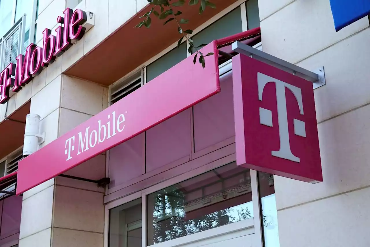 T-Mobile Kicks Off Two-Part Bond Sale While Issuance Spree Roars On