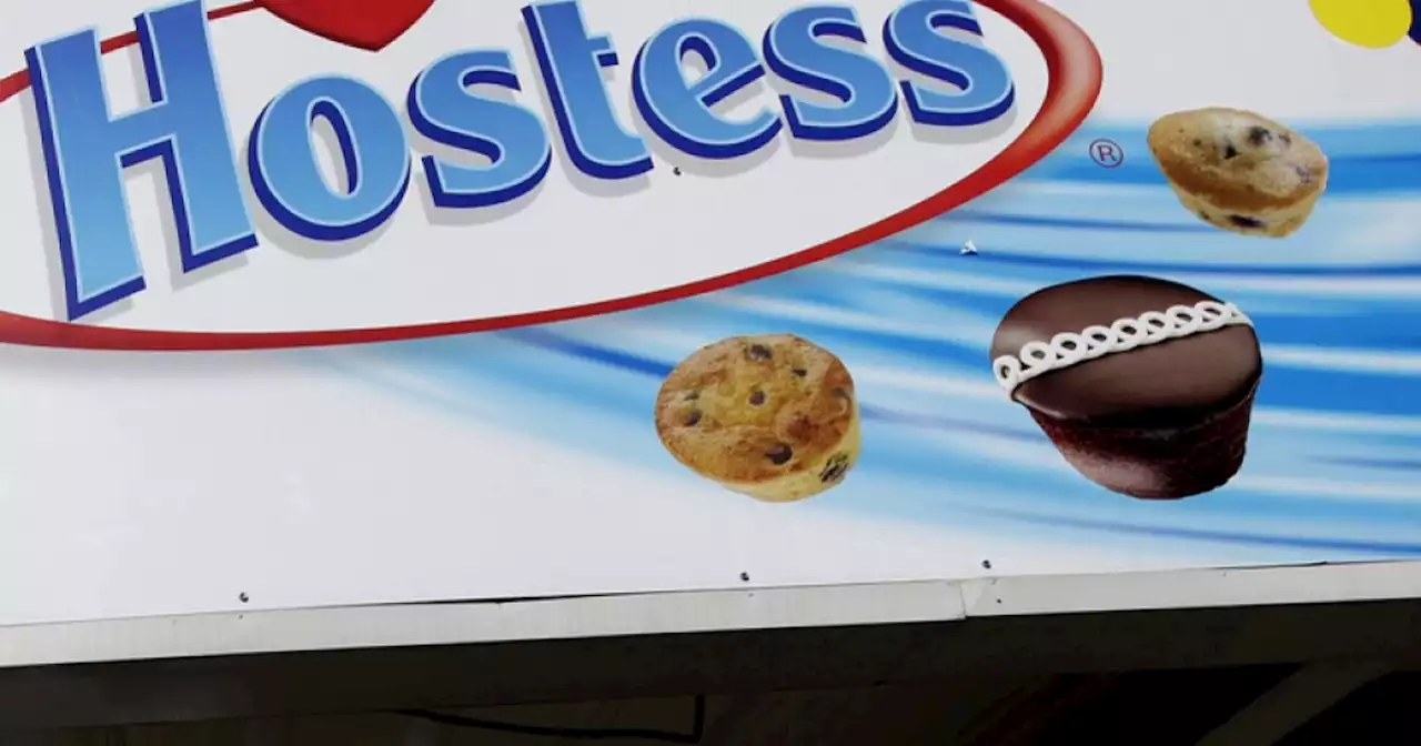 Time for jelly Twinkies: Smucker buys Hostess in $5.6 billion deal