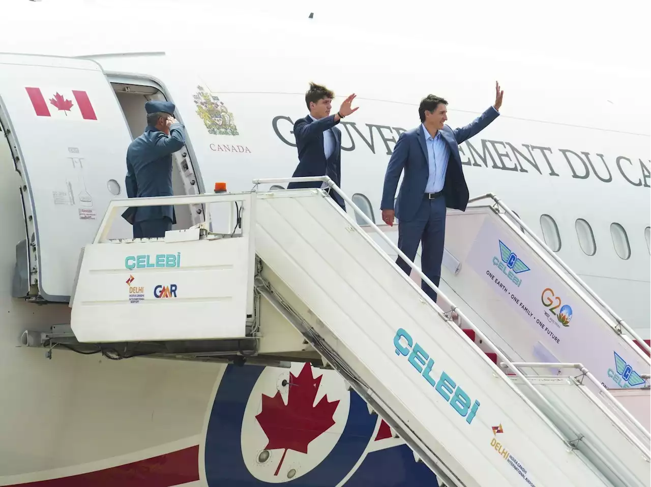 Delayed by plane troubles, PM Justin Trudeau finally heading home from India