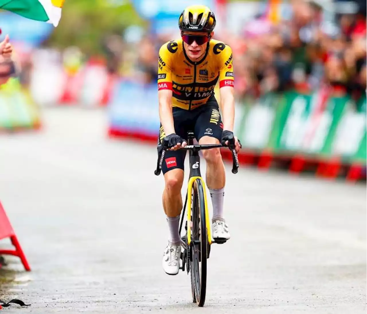 Vuelta a España: Jonas Vingegaard atacó a su líder y se llevó la etapa