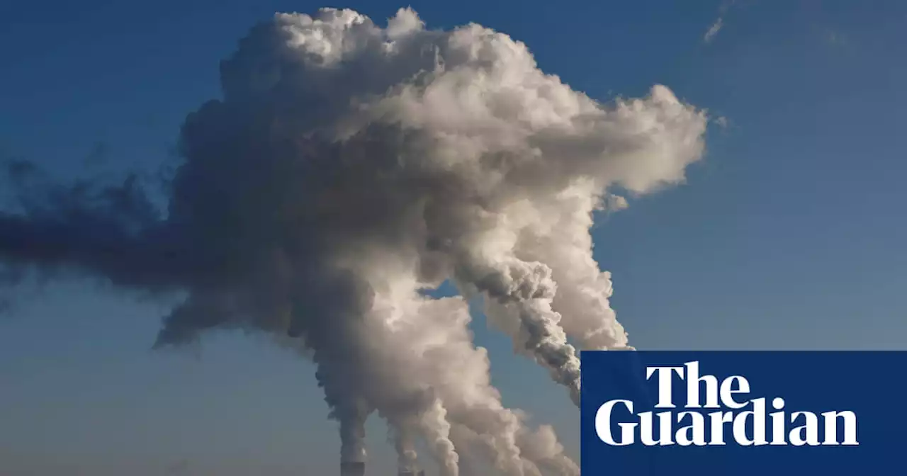 ‘Beginning of the end’ of fossil fuel era approaching, says IEA