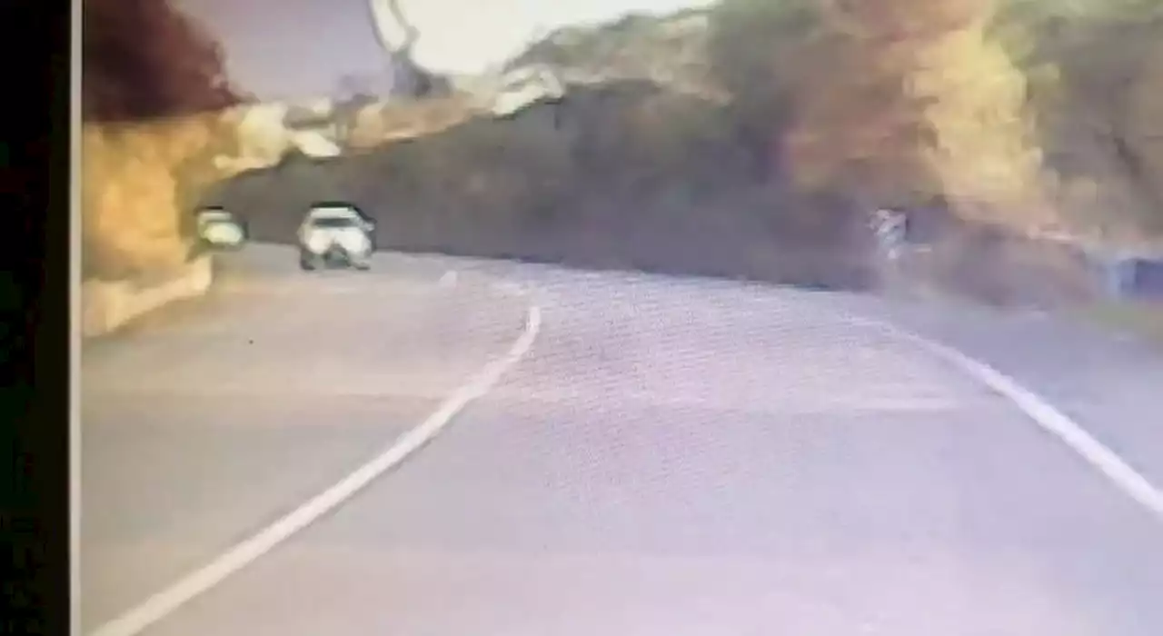 Frosinone, auto contromano sulla superstrada: «Salvi per miracolo». Il video da brividi dalla telecamera dell'auto