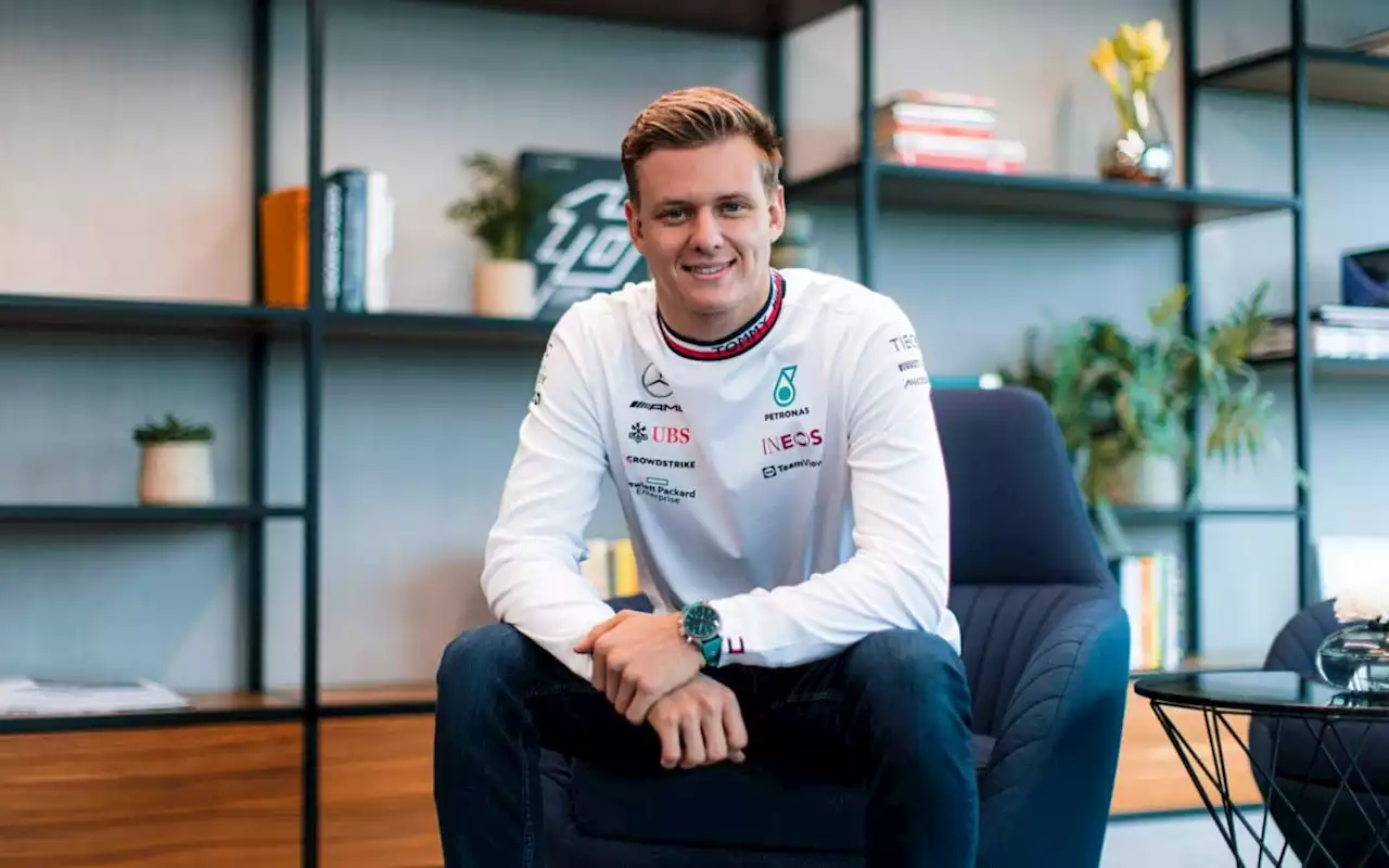 F1: chefão da Mercedes torce pelo retorno de Mick Schumacher: 'Merece estar no grid' | Esporte