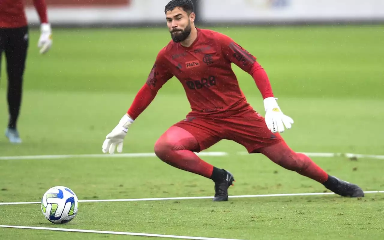 Matheus Cunha participa de treino, e viaja para jogo do Flamengo no Espírito Santo | Flamengo