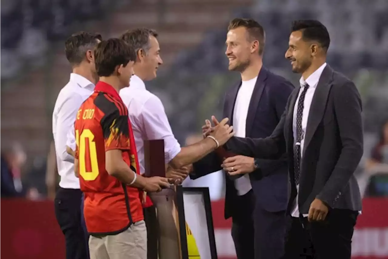 Gestopte Rode Duivels Nacer Chadli en Simon Mignolet krijgen afscheid voor 25.000 Belgische fans