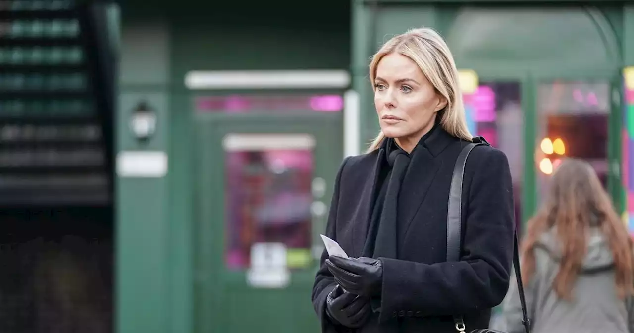 Phil and Emma reunite and Ravi wants to take the next step in EastEnders