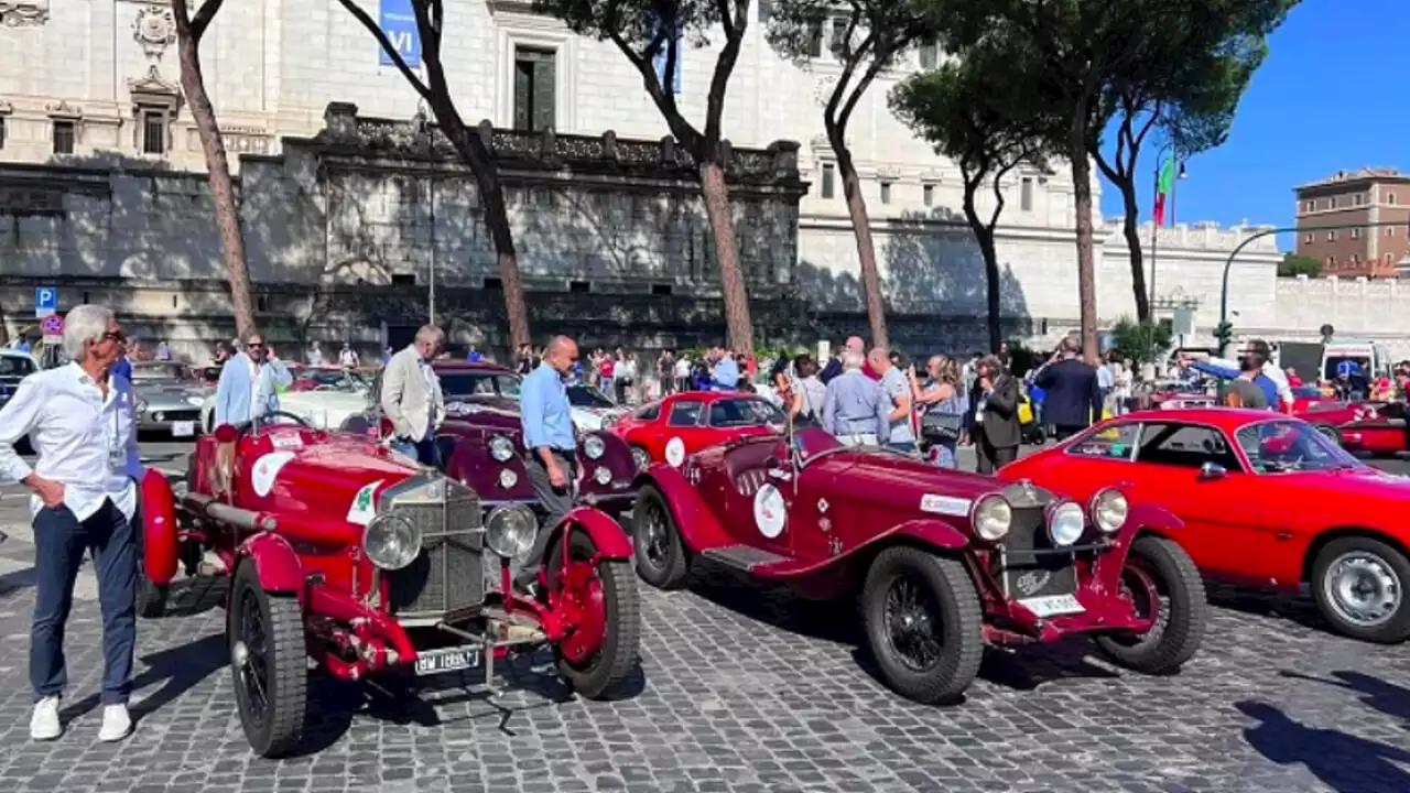 Secondo Gran Prix storico: sfilate d'auto d'epoca nella Capitale