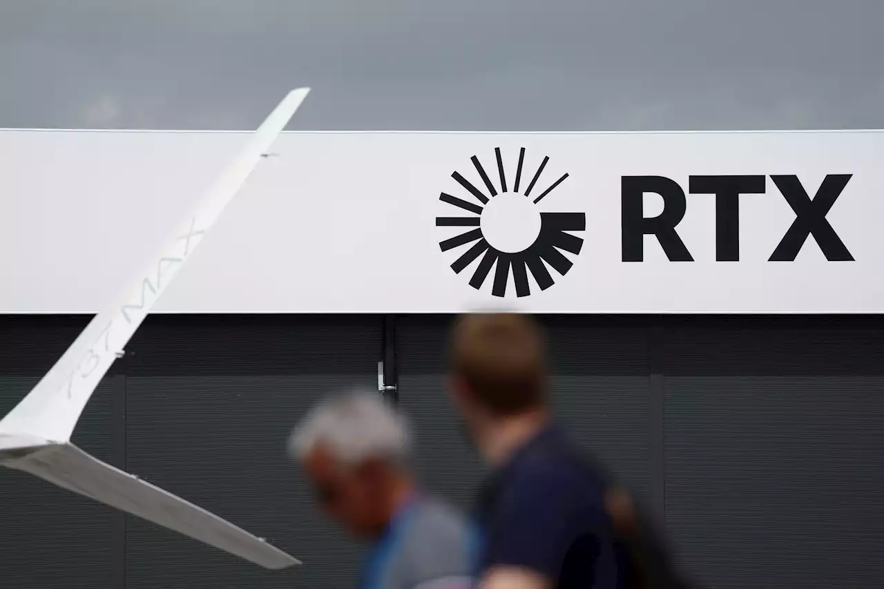 Factbox-Airlines, suppliers set to take a hit from RTX's jet engine issues