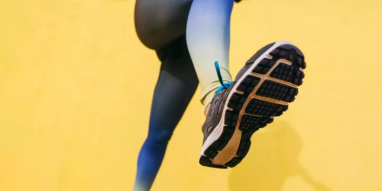 Your Running Shoes Are Probably Too Small—Here’s How to Find the Right Fit