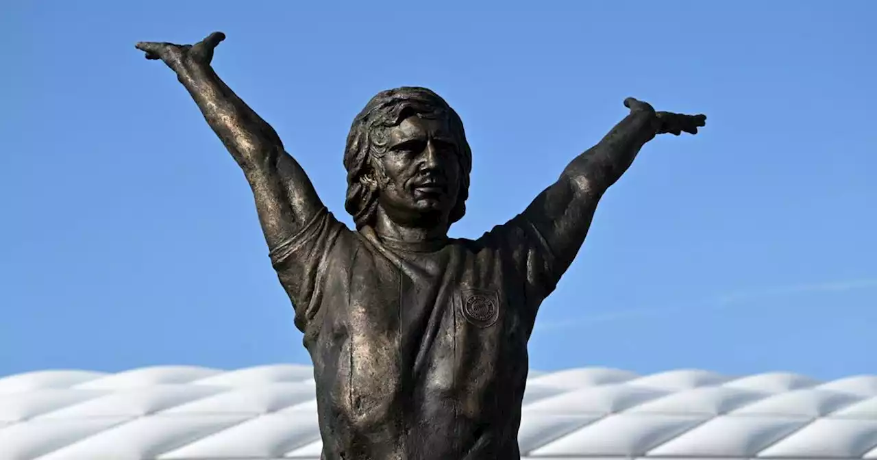 FC Bayern enthüllt Müller-Denkmal