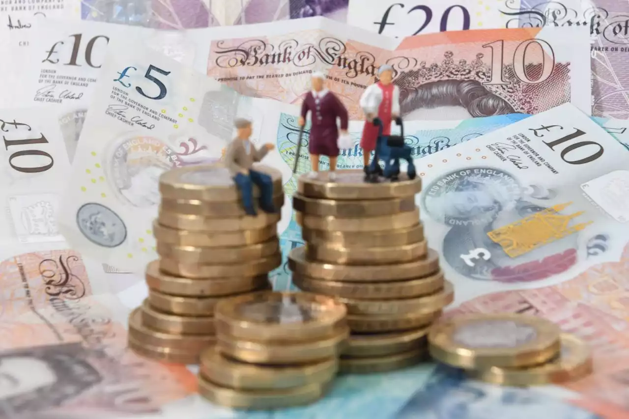 State pension to increase by 8.5% to £220 a week in 2024 under triple lock