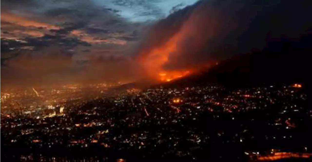 Emergency declared for Australian outback town under threat from major bushfire