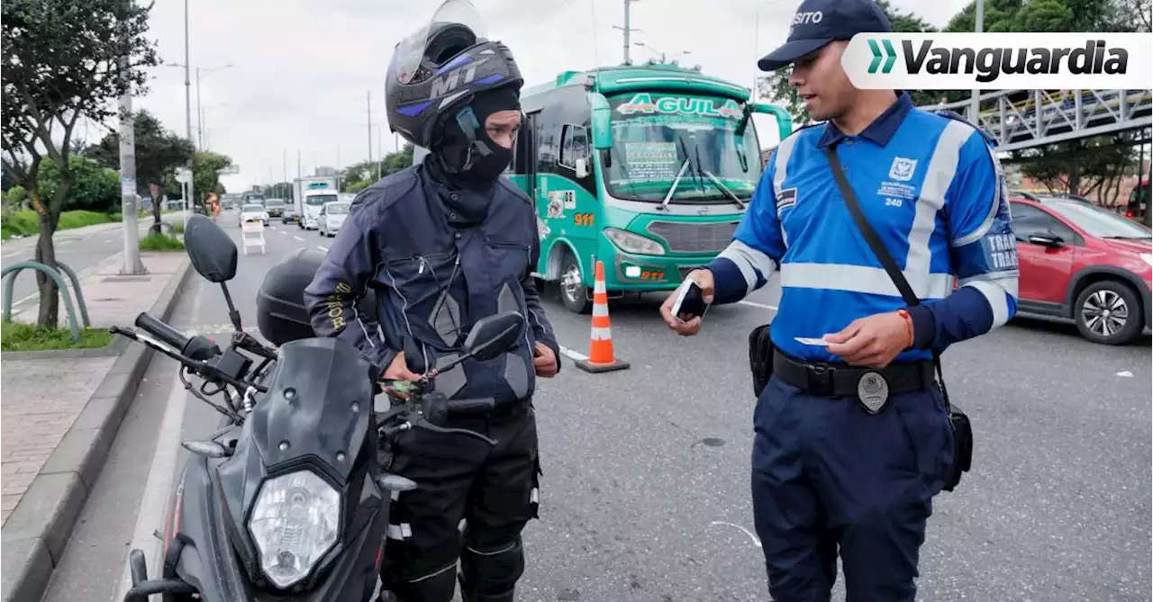 Ojo con el pico y placa programado para este martes en Bogotá