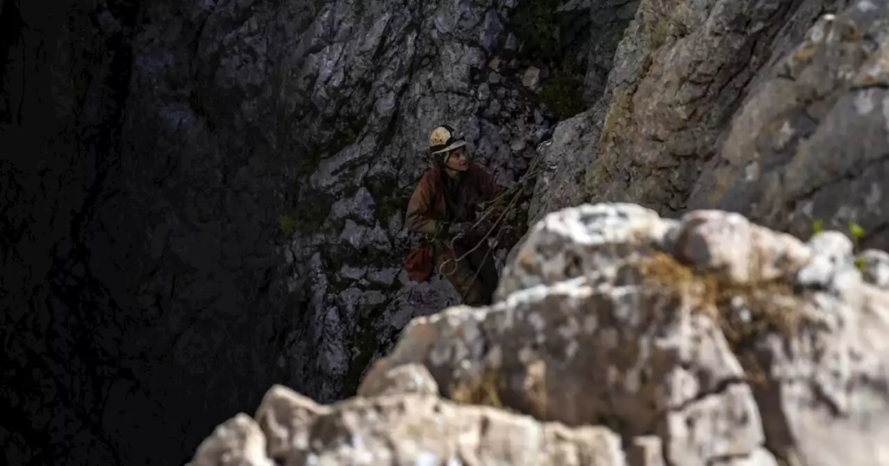 American researcher rescued from Turkish cave more than a week after he fell ill