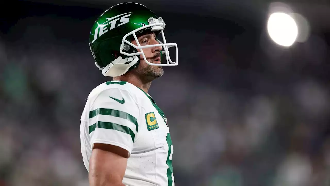 Jets quarterback Aaron Rodgers reportedly out for season after MRI confirms Achilles injury