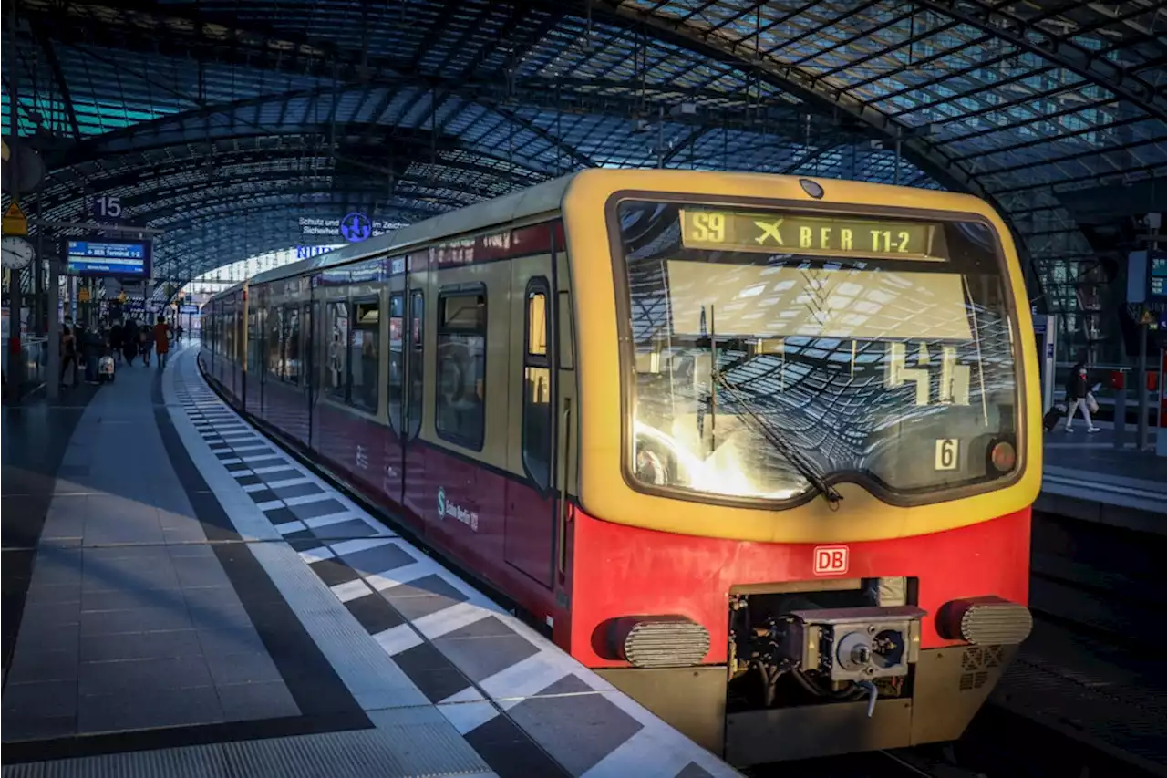 S-Bahn Berlin: Strecke zum BER nach Störung am Stellwerk wieder in Betrieb