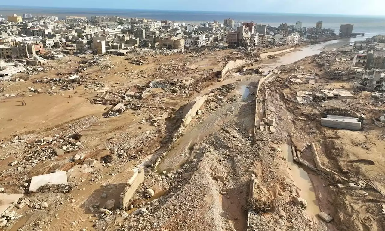 Rescuers recover over 2,000 bodies after floods devastate eastern Libya and displace 30,000 people