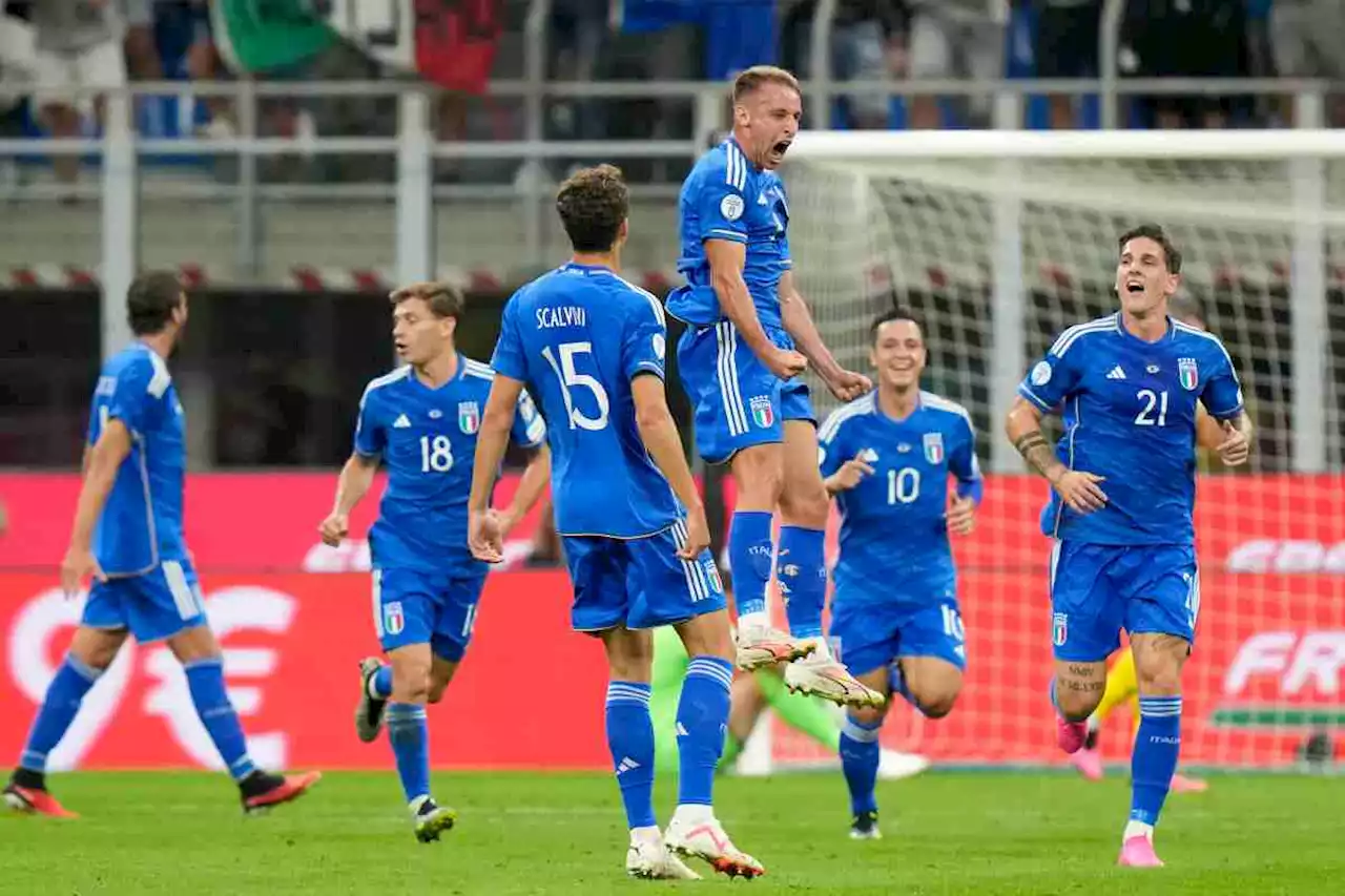 L'Italia va con super Frattesi: prima vittoria per Spalletti, Ucraina agguantata