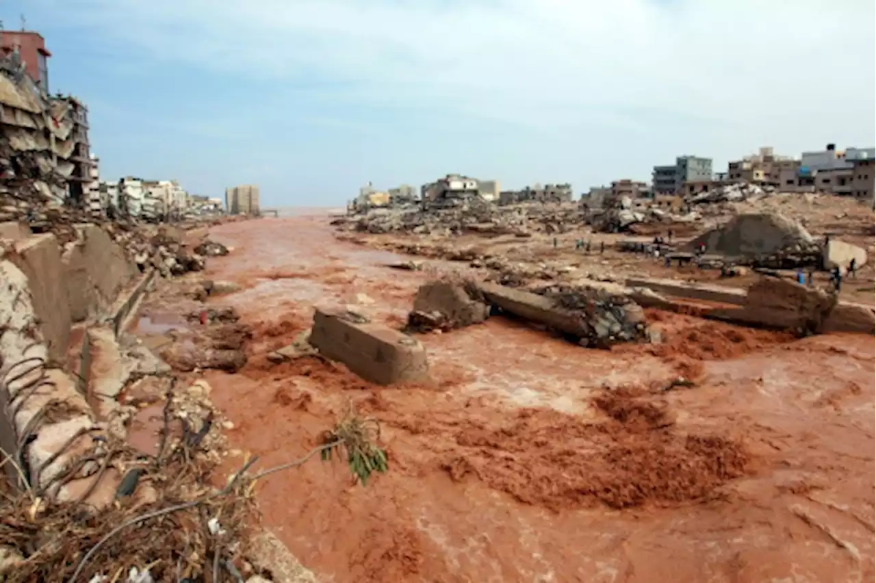 En Libye, Derna craint un bilan très lourd après des inondations dévastatrices