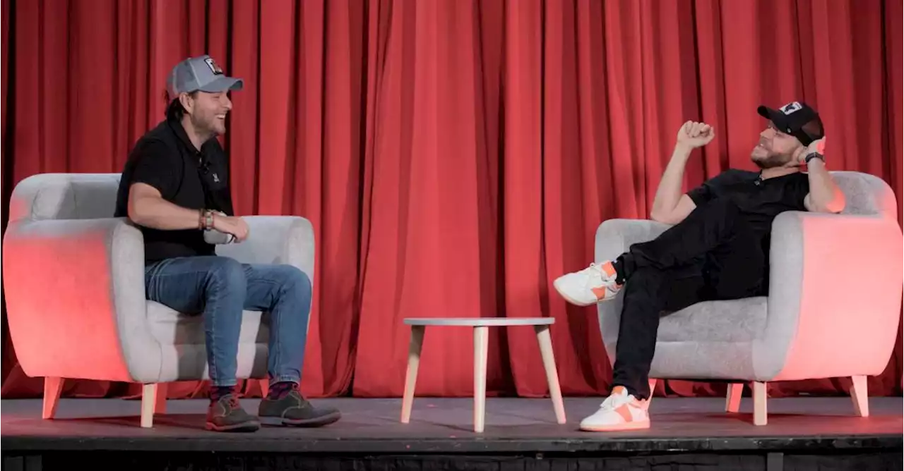 Andrés Parra y Santiago Molano, dos amigos en el teatro hablando de la vida