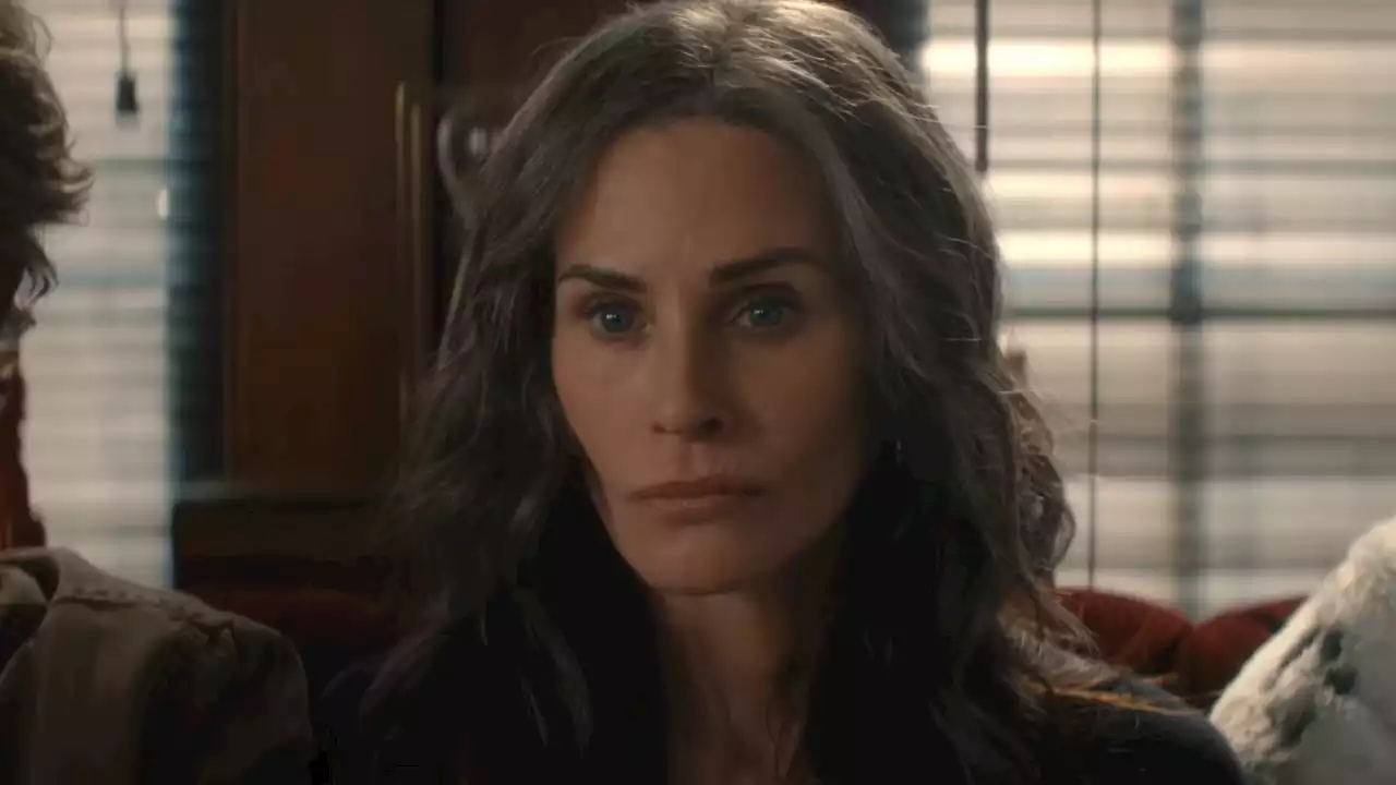 Courteney Cox Is Still Haunted in 'Shining Vale' Season 2 Trailer