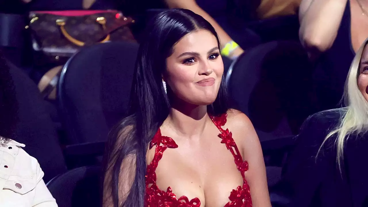 Selena Gomez Reacts to VMAs Viral Moments: I'll Never Be a Meme Again