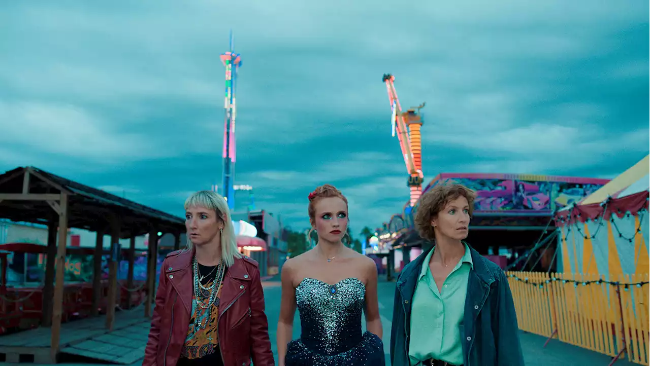 - Alexandra et Audrey Lamy pour la première fois ensemble à l'écran dans «Killer Coaster» : «On a qu'une envie, c'est que ça recommence !»