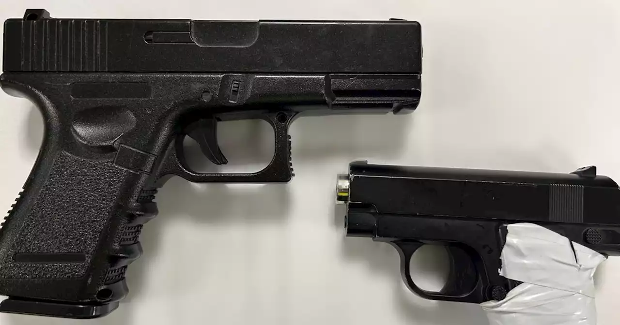 Gardaí in Dublin stop two men with fake firearms and quantity of cociane