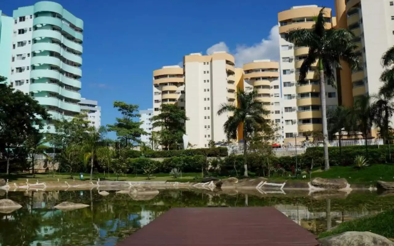 Envenenamento de cães: Polícia Civil pericia condomínio na Barra da Tijuca | Rio de Janeiro