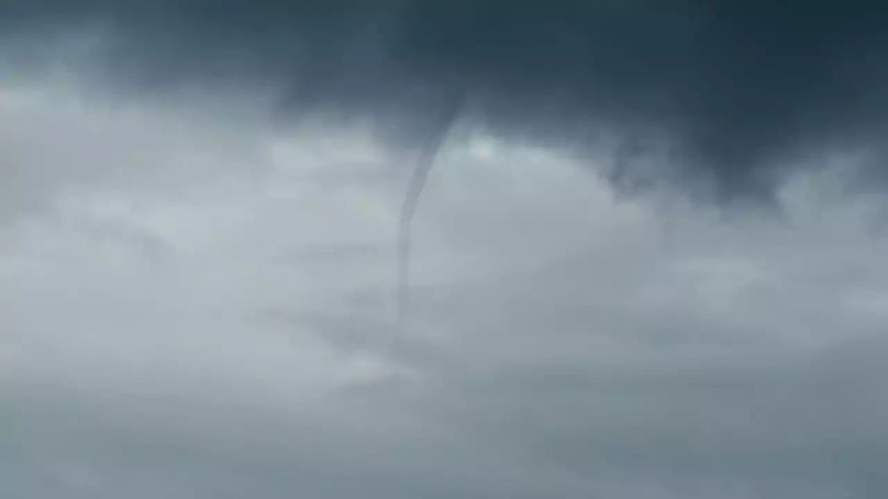 Waterspouts possible in Lake Michigan Wednesday, forecasters warn