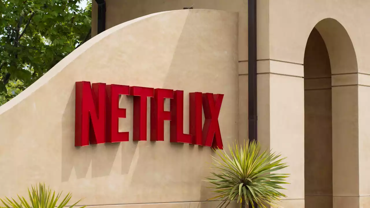 Netflix stock closes lower on weak guidance for operating margins