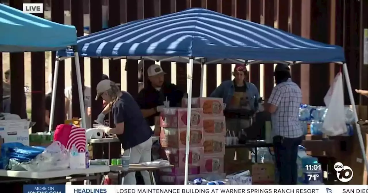 San Diego volunteers helping migrants at U.S.-Mexico border