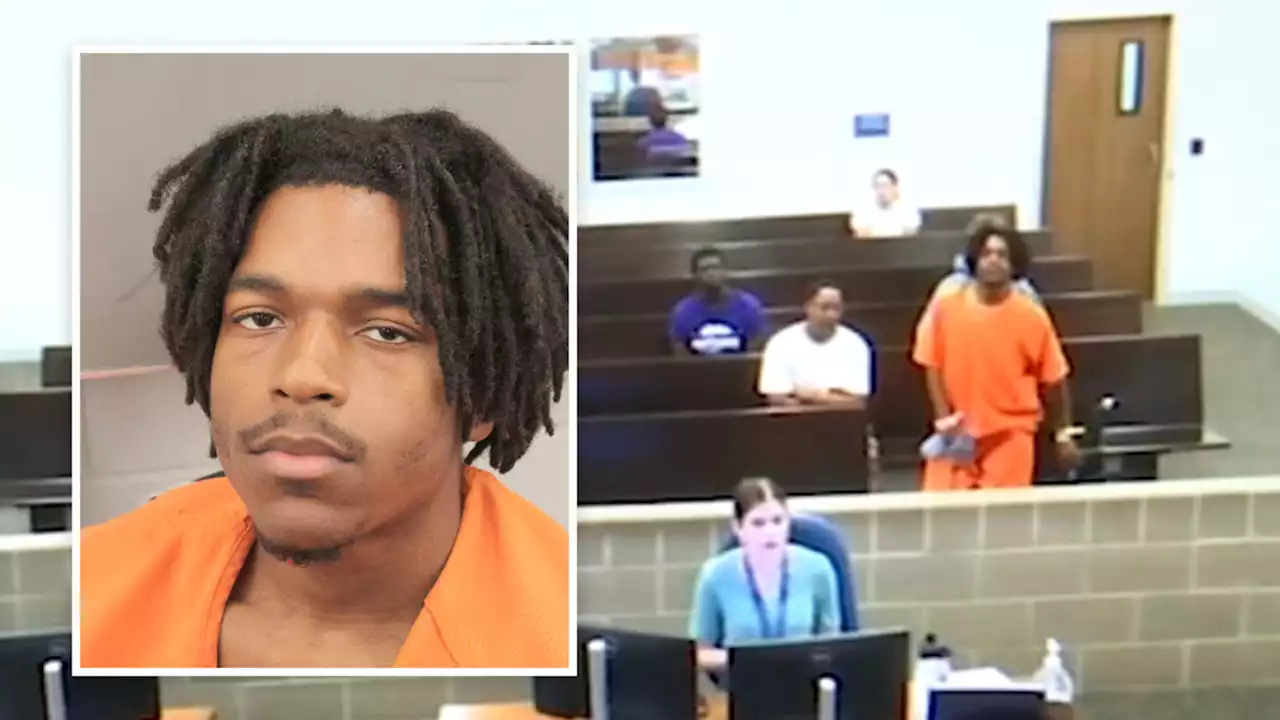 Judge sets $30K bond for passenger charged in carjacking night before deadly chase crash