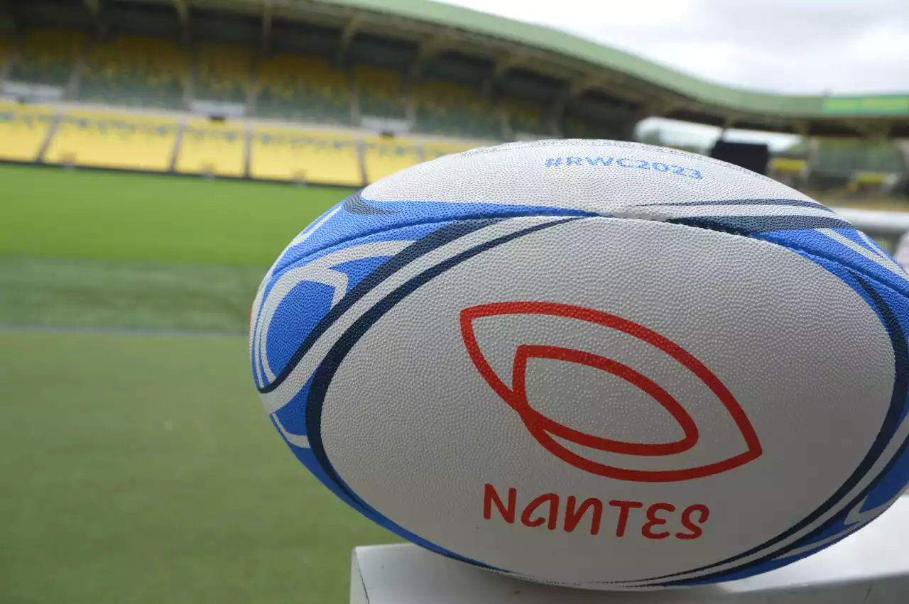 Coupe du monde de rugby à Nantes : supporters irlandais et tongiens dans la mêlée