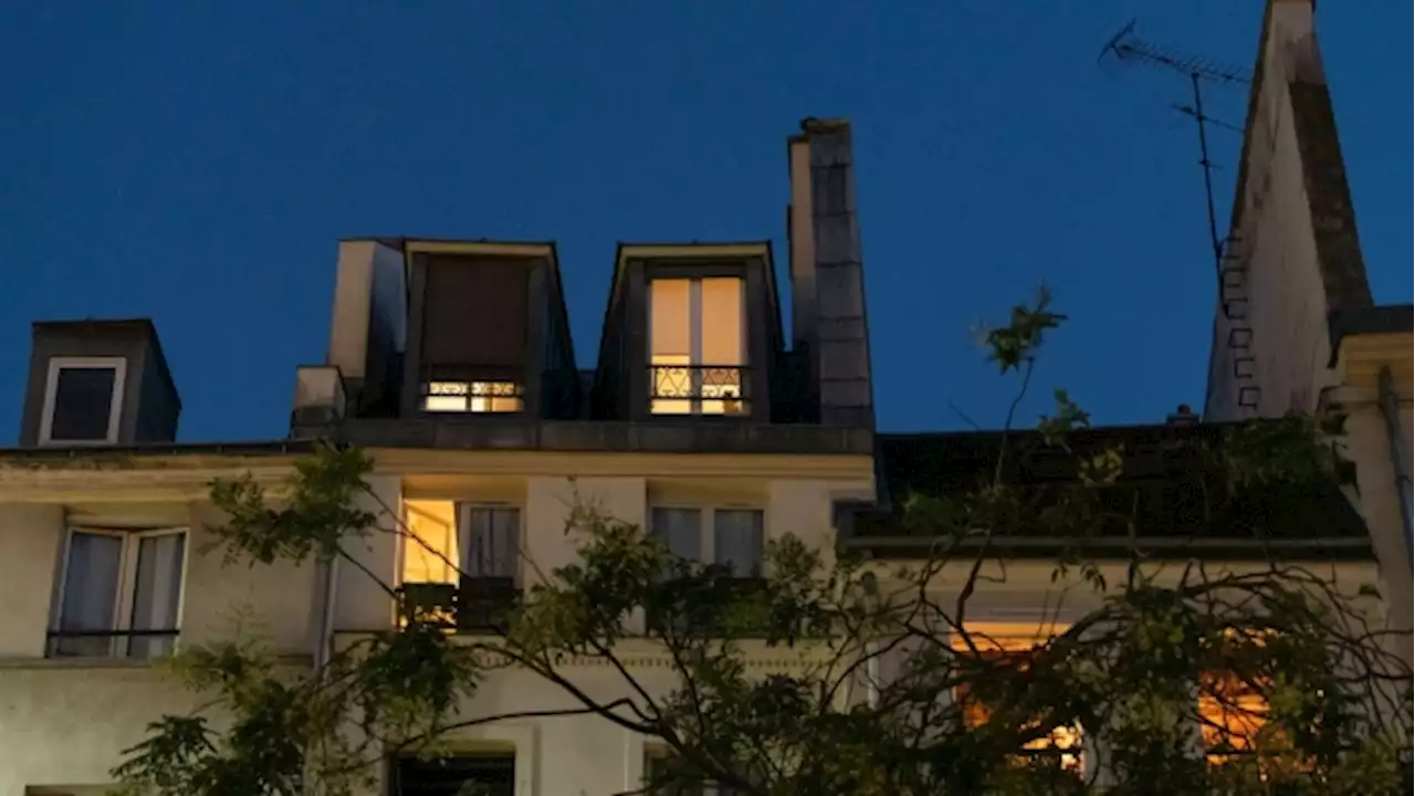 French Power Bills Risk Jumping Again Next Year, Regulator Says
