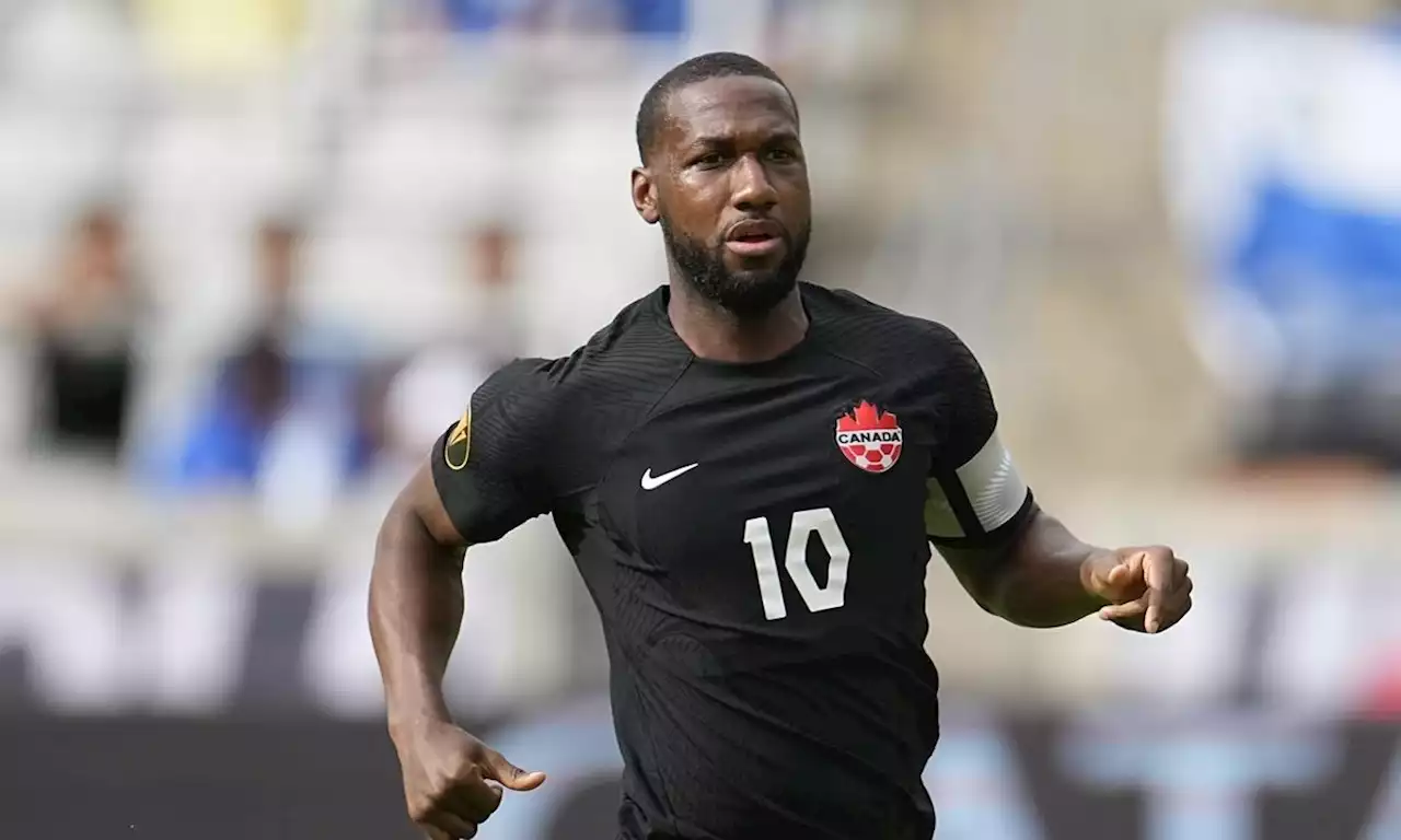 Vancouver Whitecaps once again turn to Canadian squad, sign attacker Junior Hoilett