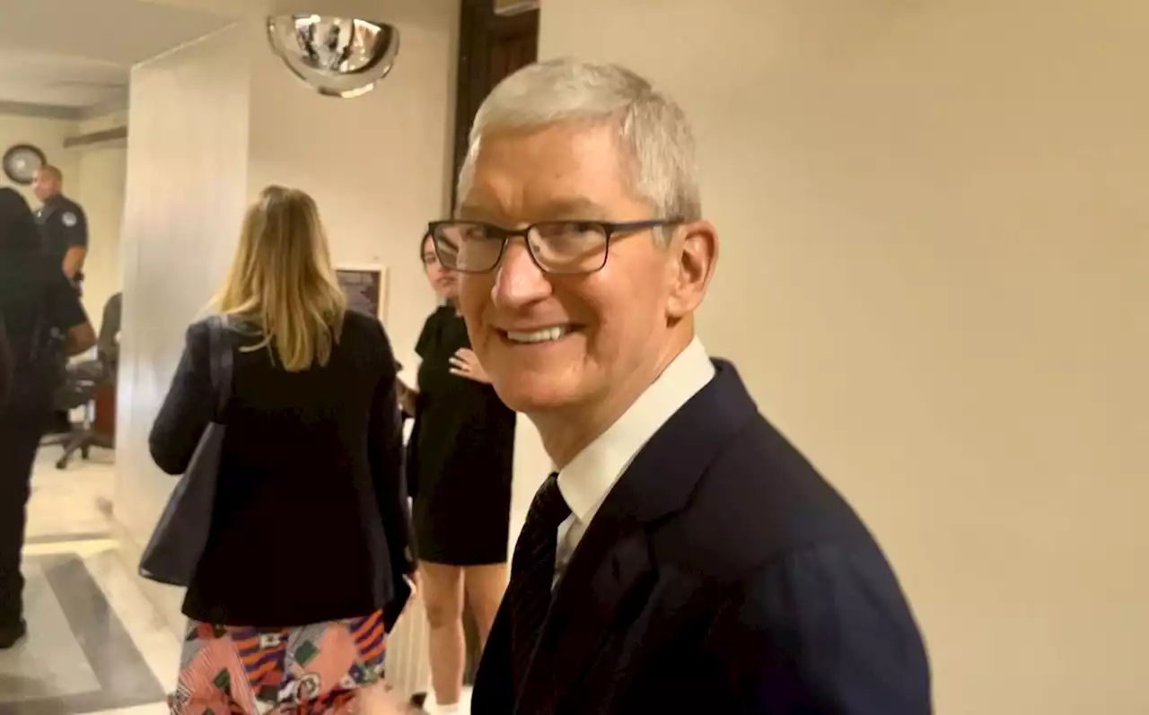 Tim Cook says AI is a 'huge opportunity' while visiting Capitol Hill