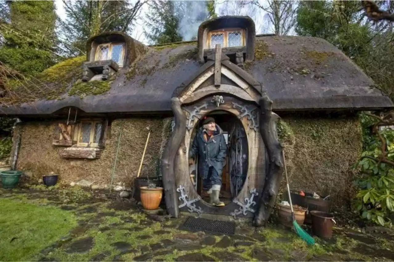 Meet the great-grandad, 90, living off in the grid in his very own Hobbit house