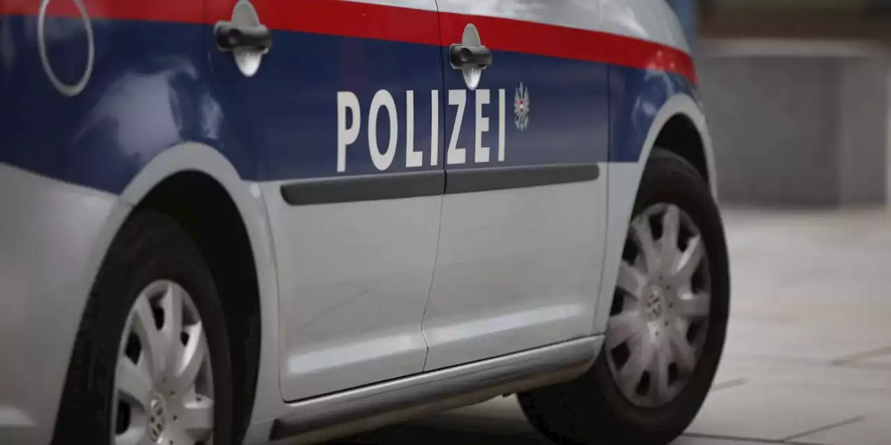 Als Polizei diesen Deal sieht, klicken die Handschellen