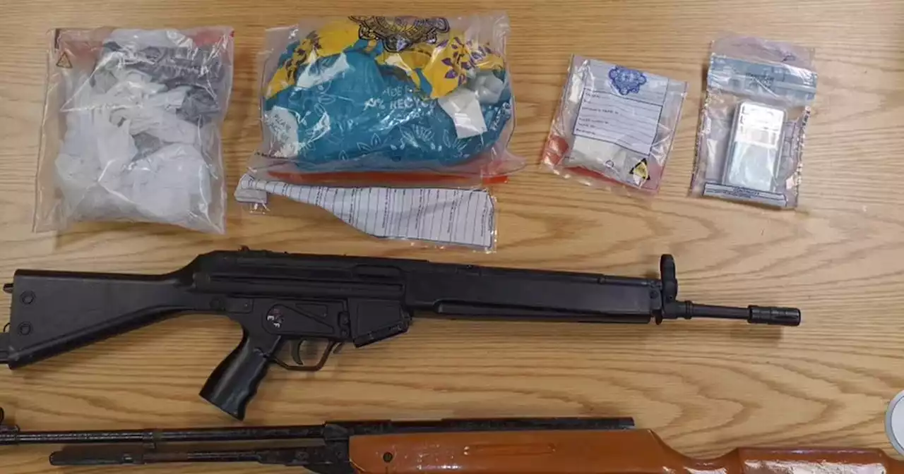 Man arrested after drugs and replica firearms seized in Wicklow