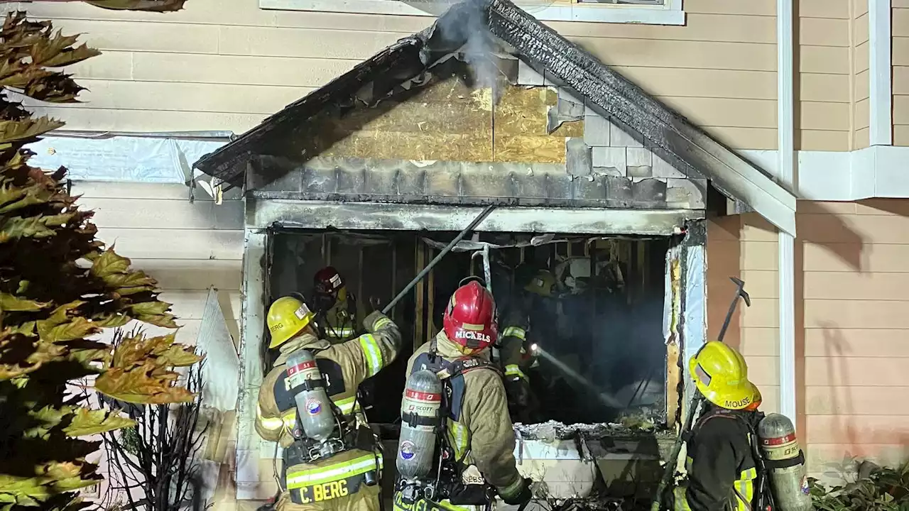 People jump from second-story window to escape Lake Stevens apartment fire